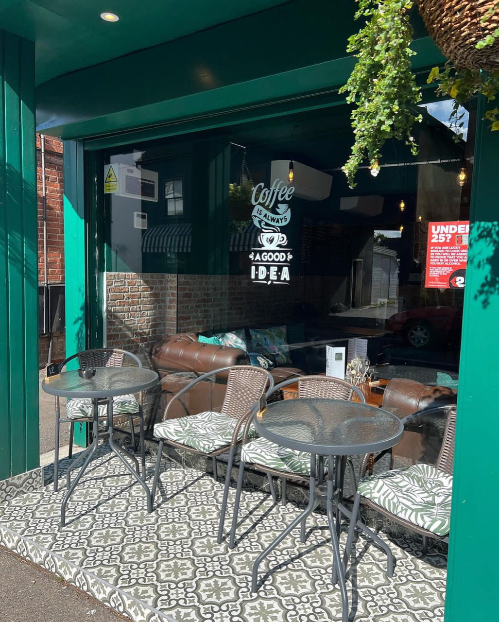 The Lounge Ingatestone