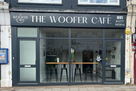 The Woofer Cafe