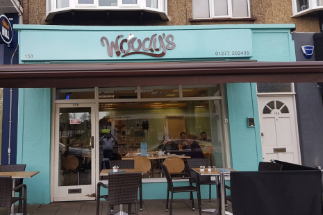 Woody's cafe